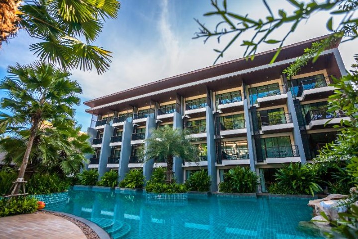 Hula Hula Resort and Spa