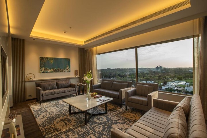 Courtyard by Marriott Bhopal
