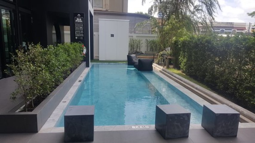 Blu Monkey Hub &amp; Hotel Phuket