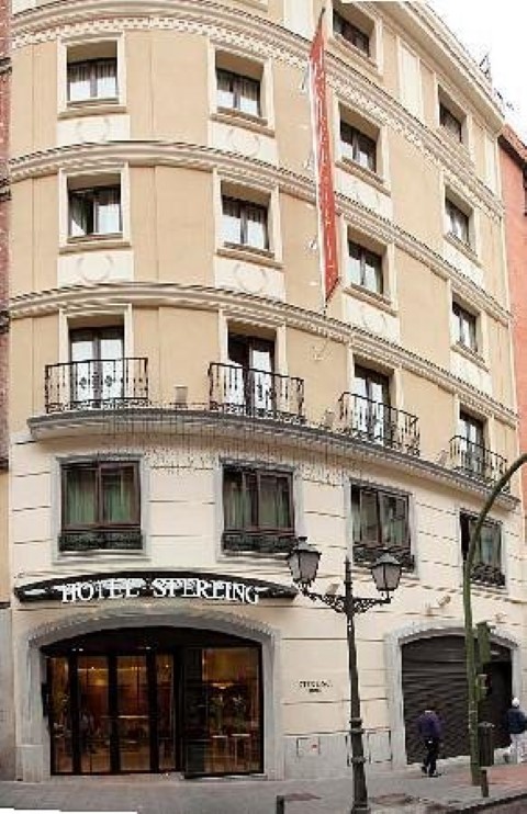 Hotel Sterling Gran V&iacute;a