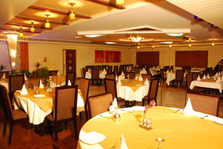 Wingston A Treehouse Hotel - Mathura