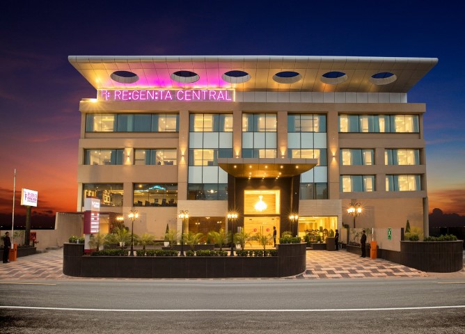 REGENTA CENTRAL CASSIA ZIRAKPUR - Chandigarh